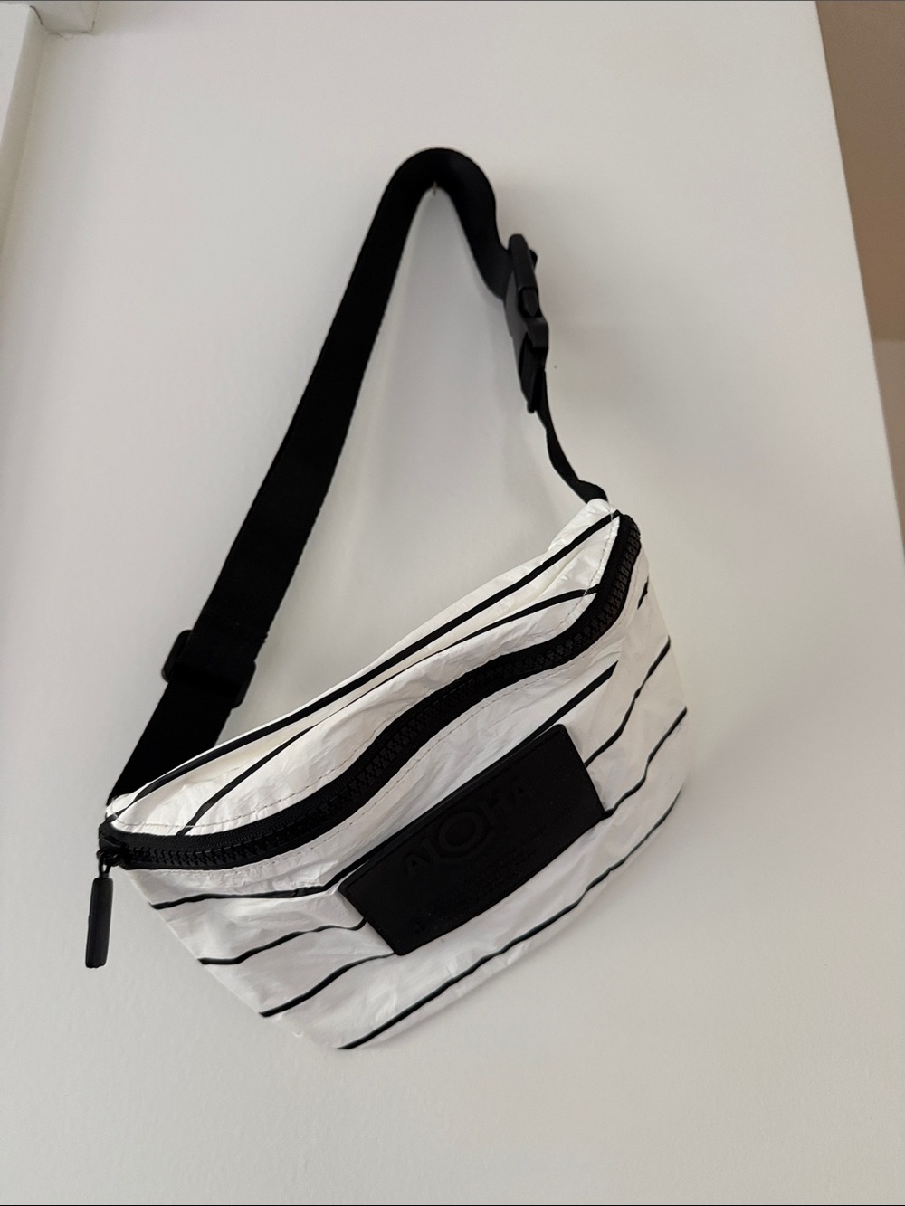 Aloha Collection Striped White & Black Hip Pack